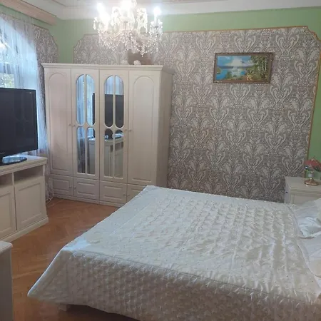 Yessentuki Warm Pool тёплый бассейн ессентуки Apartment Bradford (West Yorkshire)